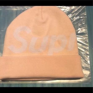 SUPREME light pink big logo